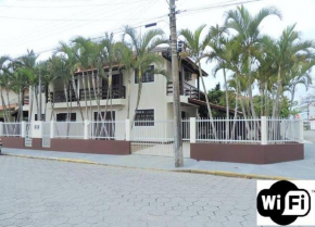 EXELENTE SOBRADO EM CANTO GRANDE - BOMBINHAS